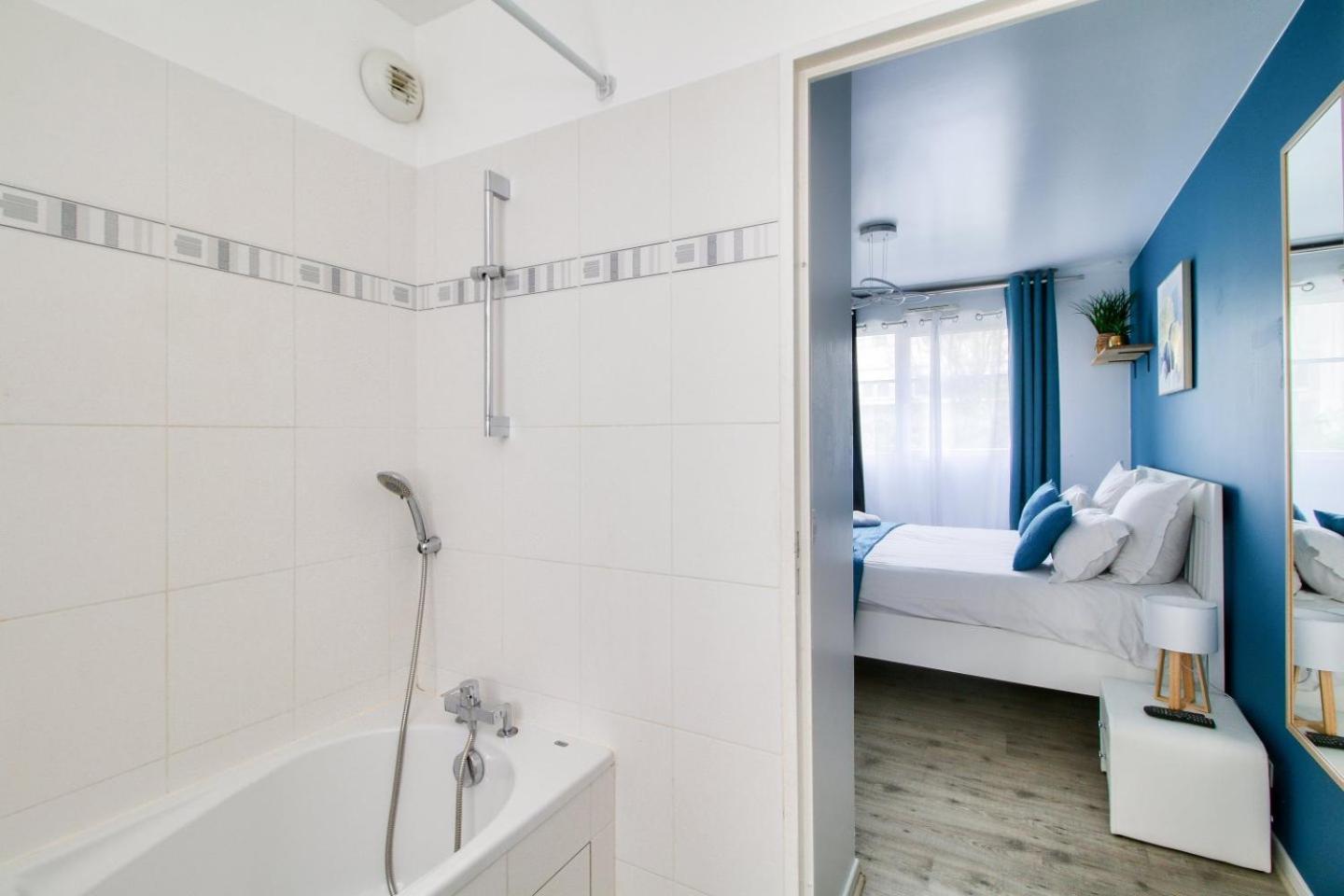 123Home-Loft & Spa Montevrain Luaran gambar